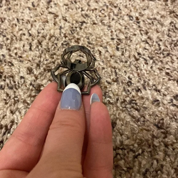 Spider ring - Picture 2 of 2